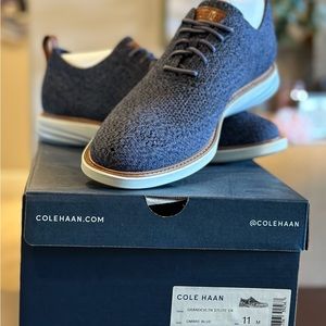 NIB MENS Cole Haan Lace Up Knit Dress and Casual Oxford — Navy — Size 11